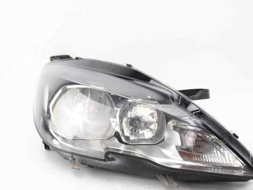 Used Right headlight Right headlight PEUGEOT 308 SW II (LC_, LJ_, LR_, LX_, L4_) 1.6 HDi / BlueHDi 115 (LCBHXM, LCBHXT) (115 hp) 33223308 33223308