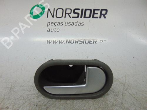 Used Front right interior door handle FORD FIESTA V (JH_, JD_) 1.4 TDCi (68 hp) 19187926
