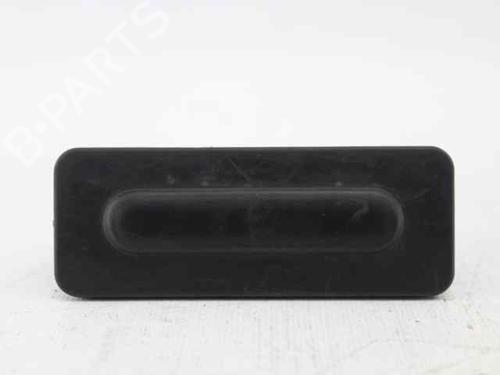 Used Tailgate handle Tailgate handle 38182476 38182476