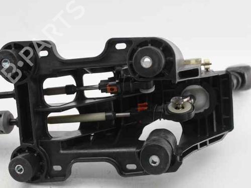 Gear lever CITROËN C4 CACTUS 1.2 THP 110 | BP36029312M90 - Image 8