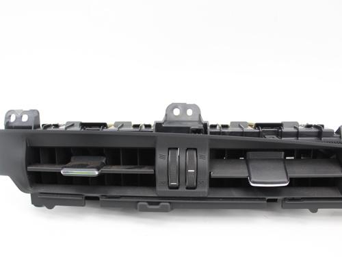 Air vent TOYOTA AURIS (_E18_) 1.4 D-4D (NDE180_, NDE180R) | BP19209542I21 