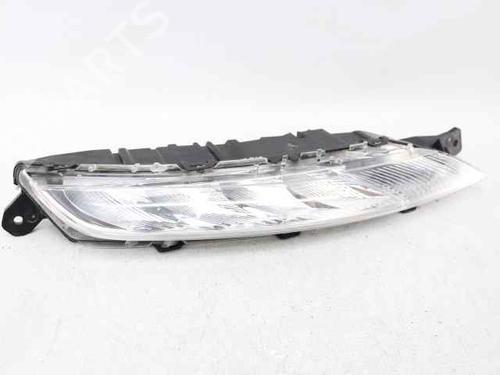 Used Right daytime light Right daytime light 37186876 37186876