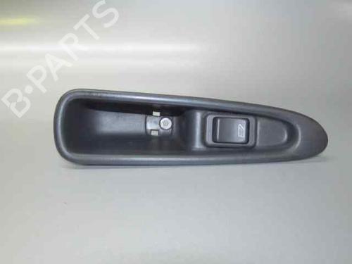 Used Right rear window switch VOLVO V40 Estate (645) 1.6 (105 hp) 19185669