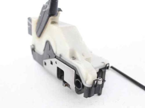 Front right lock PEUGEOT 208 I (CA_, CC_) 1.2 VTI 82 | BP26137309C97 