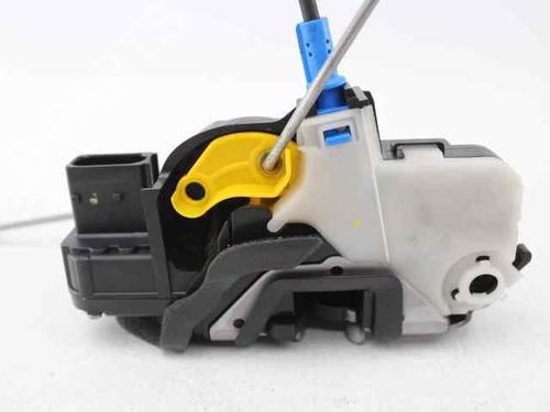 Front left lock OPEL ASTRA J (P10) 1.3 CDTI (68) | BP29320847C98 