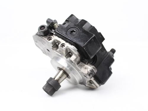 Used Vacuum pump BMW 3 Touring (E46) 320 d (150 hp) 19215363