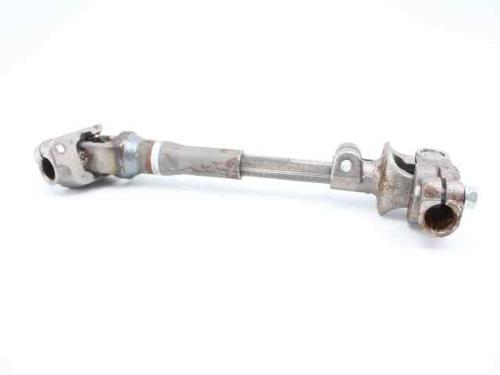 Used Steering column universal joint TOYOTA YARIS (_P13_) 1.0 (KSP130_, KSP130) (69 hp) 19236024