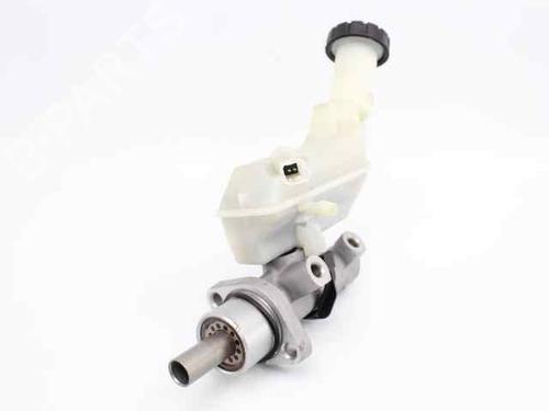 Used Brake master cylinder RENAULT CLIO III (BR0/1, CR0/1) 1.5 dCi (BR17, CR17) (86 hp) 19222389