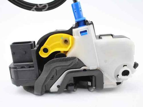 Front left lock OPEL ASTRA J Sports Tourer (P10) 1.7 CDTI (35) | BP20314797C98 