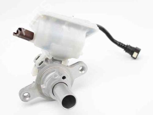 Used Brake master cylinder PEUGEOT 308 SW I (4E_, 4H_) 1.6 HDi (109 hp) 19220878