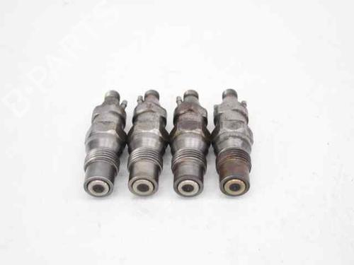 Used Injector MERCEDES-BENZ 190 (W201) D 2.0 (201.122) (72 hp) 19192142