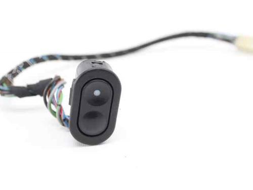 Used Right front window switch OPEL CORSA B (S93) 1.4 i (F08, F68, M68) (60 hp) 19224229