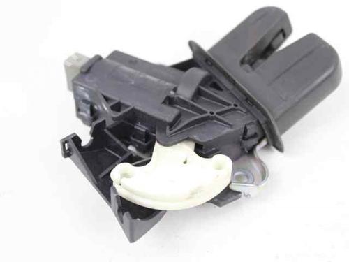 Tailgate lock VW PASSAT B6 (3C2) 1.9 TDI | BP21199367C101 