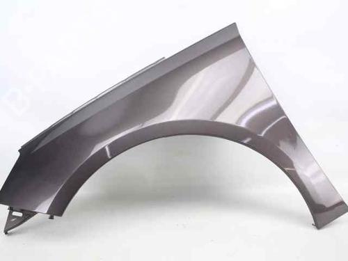 Used Left front fenders PEUGEOT 308 II (LB_, LP_, LW_, LH_, L3_) 1.6 HDi / BlueHDi 115 (115 hp) 29109836