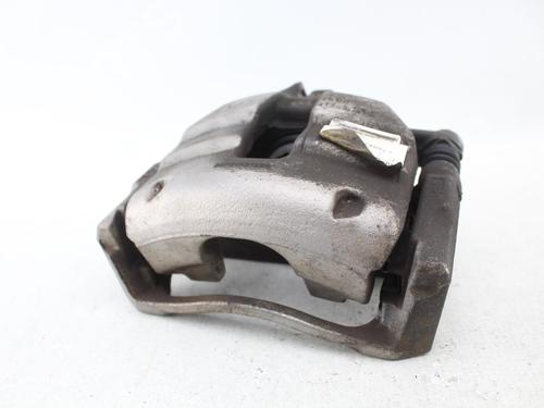 Used Right front brake caliper Right front brake caliper PEUGEOT 308 SW II (LC_, LJ_, LR_, LX_, L4_) 1.6 BlueHDi 120 (120 hp) 40240262 40240262