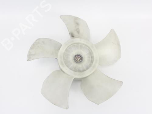 Used Radiator fan TOYOTA AVENSIS Estate (_T25_) 2.0 D-4D (CDT250_, CDT250R) (116 hp) 19202787