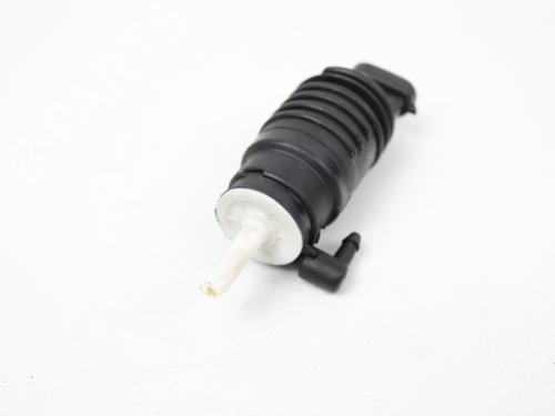 Used Washer pump RENAULT CLIO I (B/C57_, 5/357_) 1.1 (46 hp) 19215334