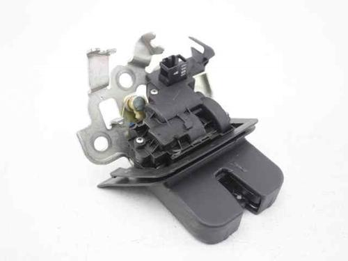 Used Tailgate lock AUDI A4 B8 (8K2) [2007-2017]  19245902