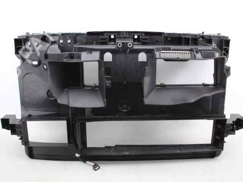 Voorfront slotplaat Voorfront slotplaat RENAULT MEGANE IV Grandtour (K9A/M/N_) 1.5 dCi 110 (110 hp) 34334001 34334001