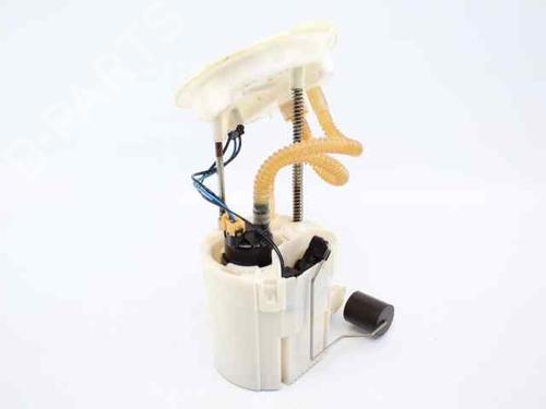 Used Fuel pump BMW 1 (F20) 116 d (116 hp) 19227145