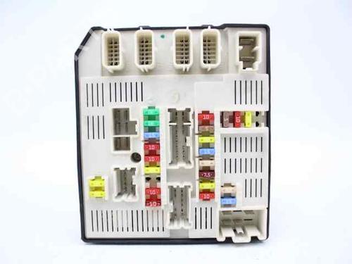 Used Fuse box RENAULT MEGANE III Grandtour (KZ0/1) 1.5 dCi (KZ0C, KZ1A) (90 hp) 19243354