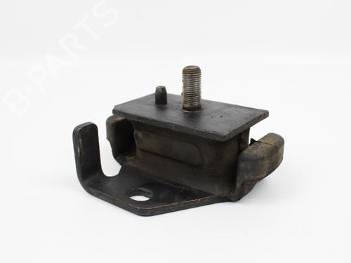Engine mount TOYOTA HIACE IV Bus (_H1_) 2.4 D (LH100, LH110, LH104, LH114) | BP21198302M89 