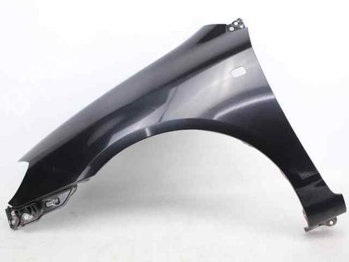 Guarda-lamas esquerdo Guarda-lamas esquerdo TOYOTA COROLLA Saloon (_E12_) 1.4 D-4D (NDE120_, NDE120R) (90 hp) 35889350 35889350