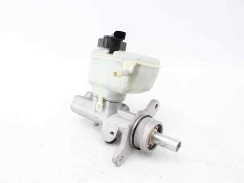 Used Brake master cylinder AUDI A3 Sportback (8PA) S3 quattro (265 hp) 28446148