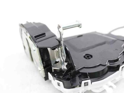Rear right lock TOYOTA YARIS (_P13_) 1.5 Hybrid (NHP130_, NHP130) | BP19226650C99 