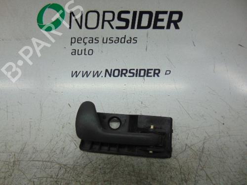 Used Front right interior door handle FIAT PUNTO (176_) 60 1.2 (176AP, 176AR, 176AQ, 176BB) (60 hp) 19187871