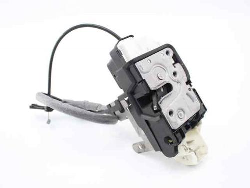 Used Front right lock VOLVO V40 Hatchback (525) D2 (114 hp) 22563764
