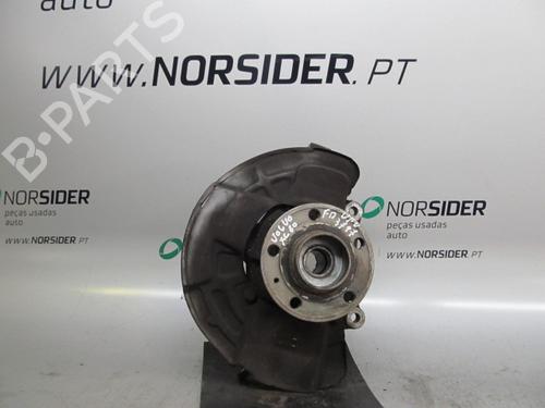 Used Right front steering knuckle VOLVO XC70 I Cross Country (295) D5 XC AWD (163 hp) 19187225
