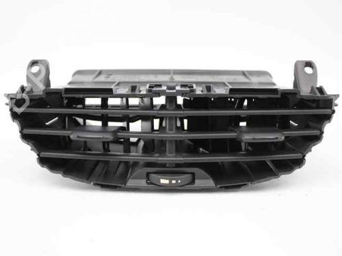 Grille d'aération PEUGEOT 208 I (CA_, CC_) 1.2 VTI 82 (82 hp) 21830370