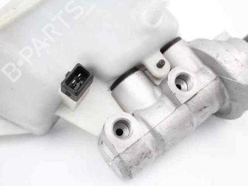 Brake master cylinder HYUNDAI i40 I CW (VF)  | BP19234636M77 