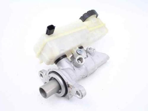 Used Brake master cylinder RENAULT MEGANE III Hatchback (BZ0/1_, B3_) 1.5 dCi (106 hp) 19237958