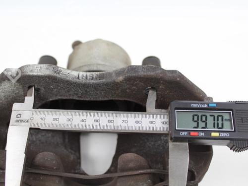 Left front brake caliper FORD FOCUS II Turnier (DA_, FFS, DS)  | BP19210652M105 