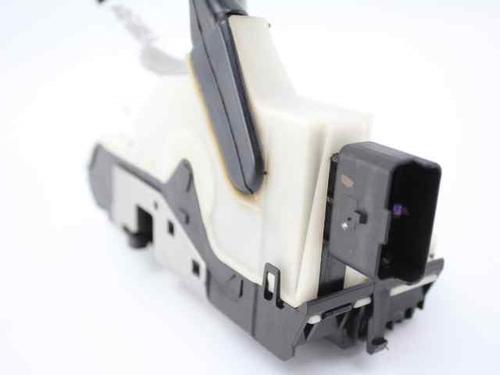 Front left lock PEUGEOT 2008 I (CU_) 1.6 BlueHDi 100 | BP19785487C98 