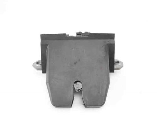 tailgate-lock-volvo-v40-hatchback-525-2012-2013-2014-2015-2016-2017-2018-2019-33279580 main image