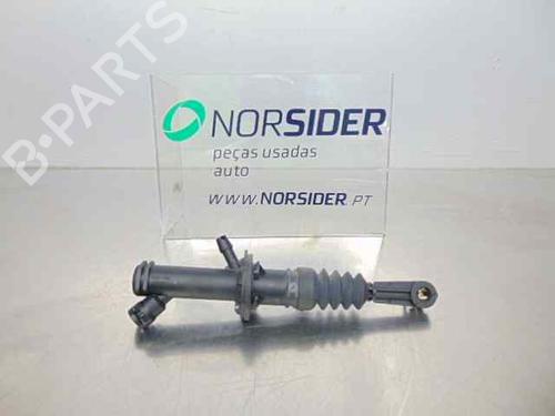 Used Clutch pedal RENAULT MEGANE II (BM0/1_, CM0/1_) 1.4 16V (BM0B, CM0B) (98 hp) 19192902