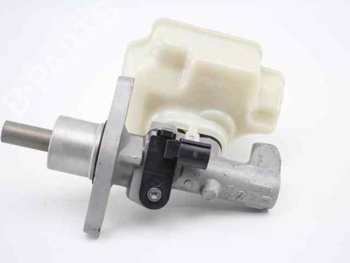 Brake master cylinder VW GOLF VI (5K1) 1.6 TDI | BP21199946M77 