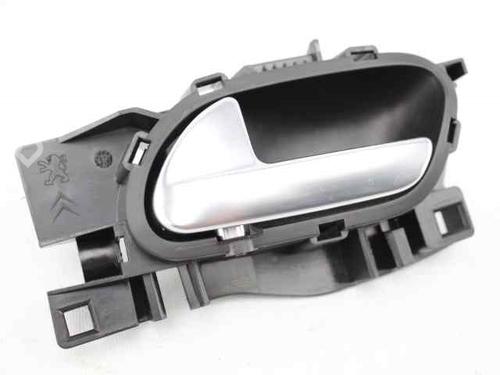 Used Front left interior door handle PEUGEOT 208 I (CA_, CC_) 1.2 PureTech 82 (82 hp) 19229219