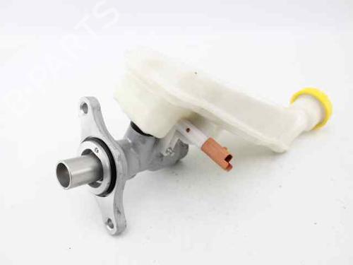 Used Brake master cylinder PEUGEOT 2008 I (CU_) 1.2 VTi (82 hp) 23201532