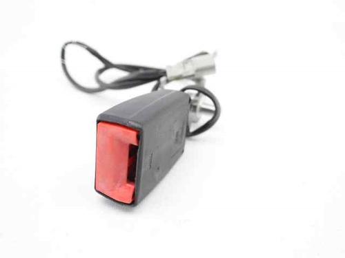 Used Seat buckle FIAT 500 (312_) 1.2 (312AXA1A) (69 hp) 19227910