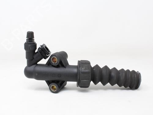 Used Clutch slave cylinder CITROËN C4 I (LC_) 1.4 16V (88 hp) 19202963