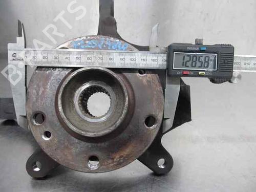 Left front steering knuckle RENAULT LAGUNA II Grandtour (KG0/1_) 1.9 dCi (KG0G) | BP19196735M25 