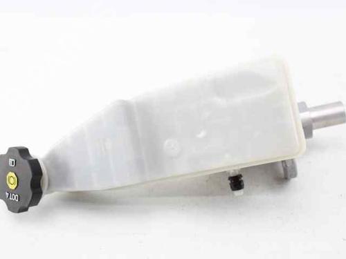 Brake master cylinder OPEL ASTRA K Sports Tourer (B16) 1.6 CDTi (35) | BP27645461M77 