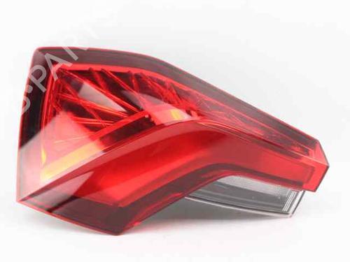 Used Left taillight SKODA KAMIQ (NW4) 1.5 TSI (150 hp) 32433143