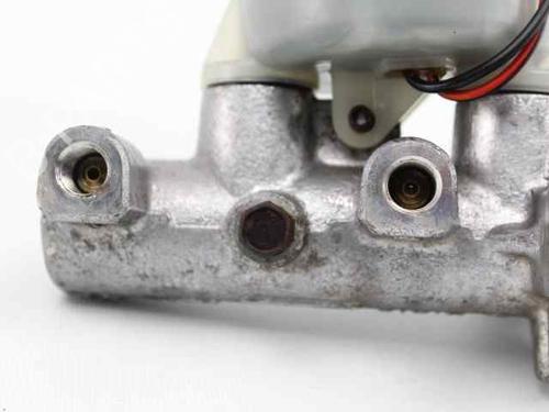 Brake master cylinder SUZUKI BALENO Hatchback (EG) 1.3 i 16V (SY413) | BP19224648M77 