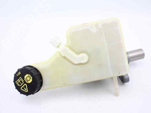 Brake master cylinder FORD FOCUS III  | BP19238694M77 