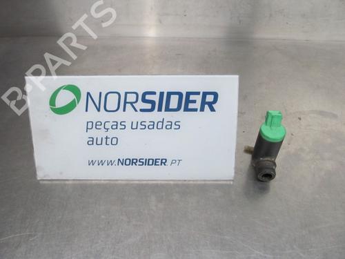 Used Washer pump PEUGEOT 206 Hatchback (2A/C) 1.1 i (60 hp) 19194855